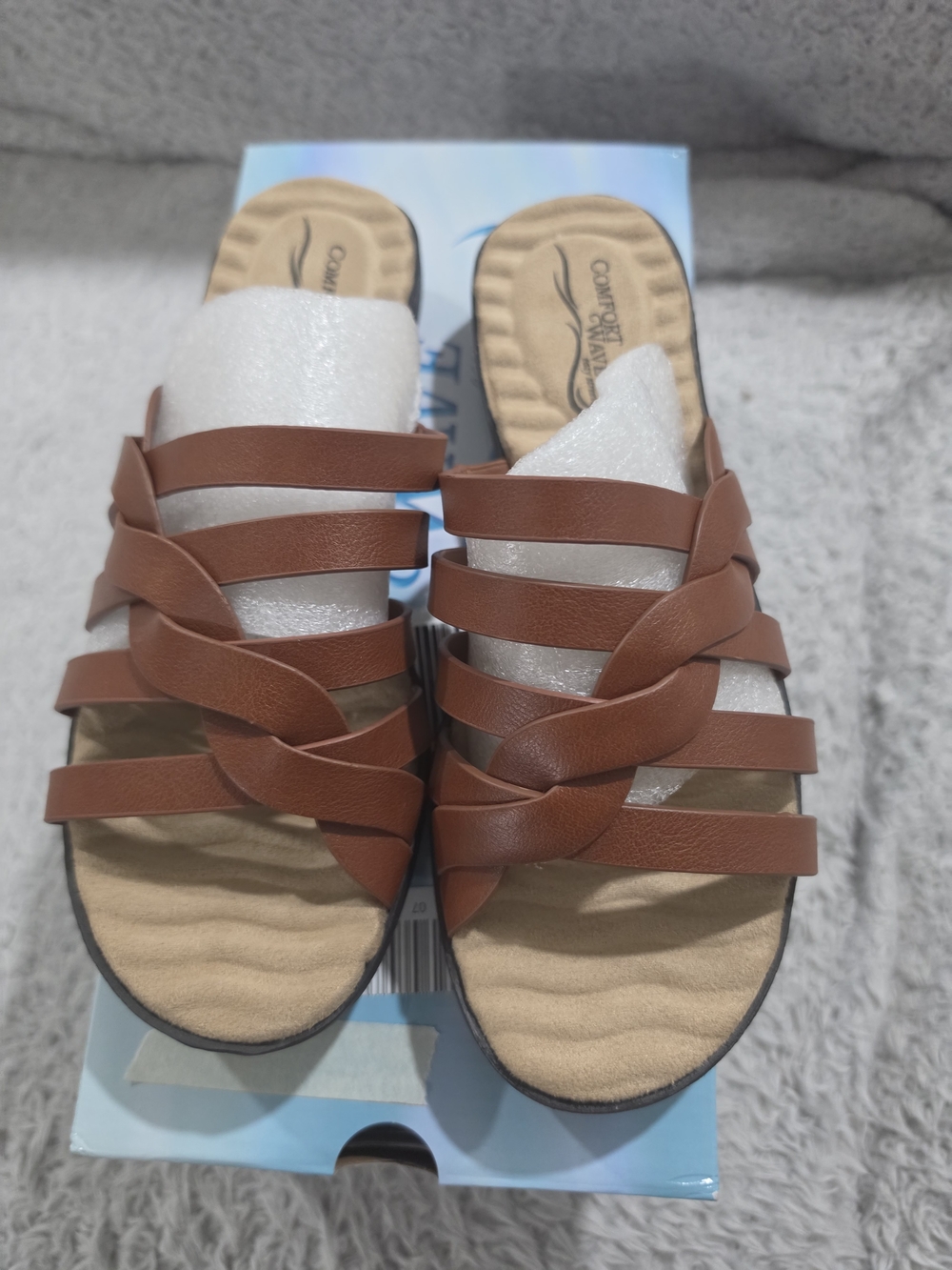 NEW Comfort Wave Easy Street "Sheri" Cognac Gore Slides - Size 6.5 M